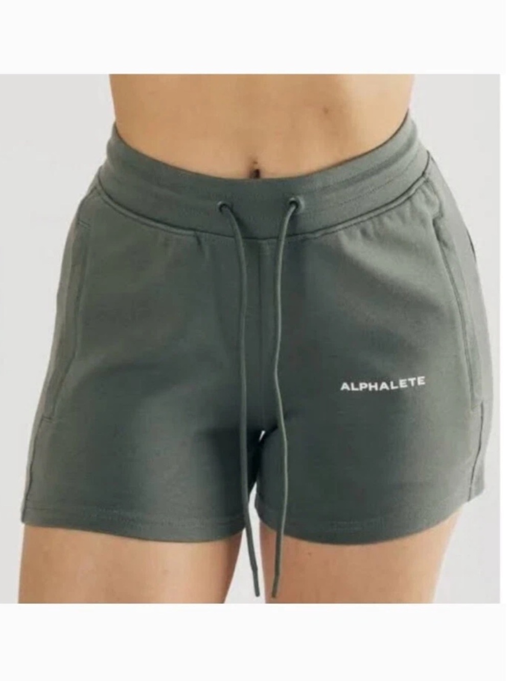 $50 NWT alphalete women's Essential Core Activewear Shorts in gray M